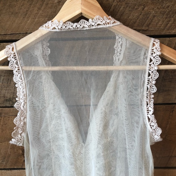 Crocheted Lace Tank Top for Layering - Picture 5 of 9